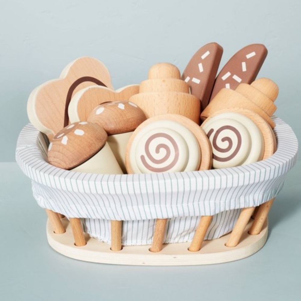 NIB Hearth & Hand with Magnolia Wood Bakery Set